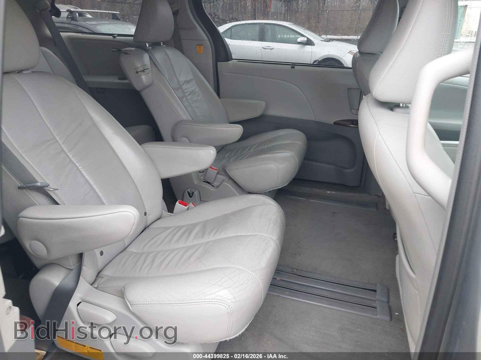 2011 TOYOTA SIENNA - VIN: 5TDYK3DC7BS173078 - Фото 8