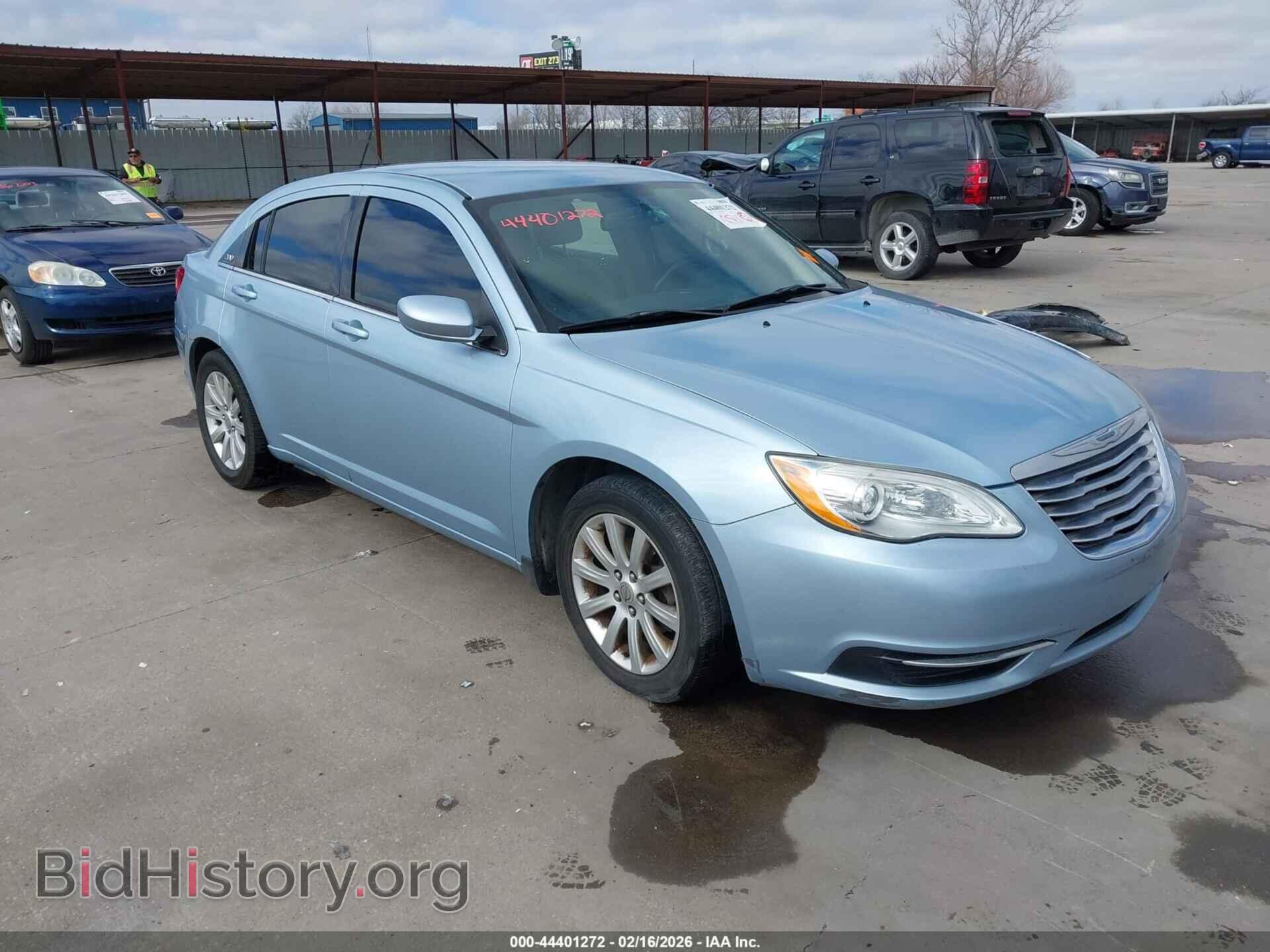 Фотография 1C3CCBBB0DN545305 - CHRYSLER 200 2013