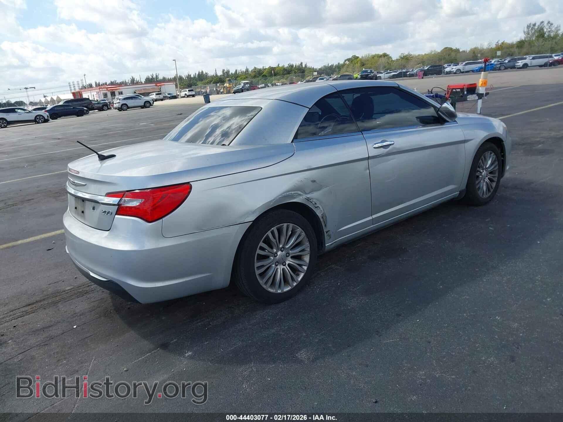 2011 CHRYSLER 200 - VIN: 1C3BC7EG2BN530124 - Фото 4
