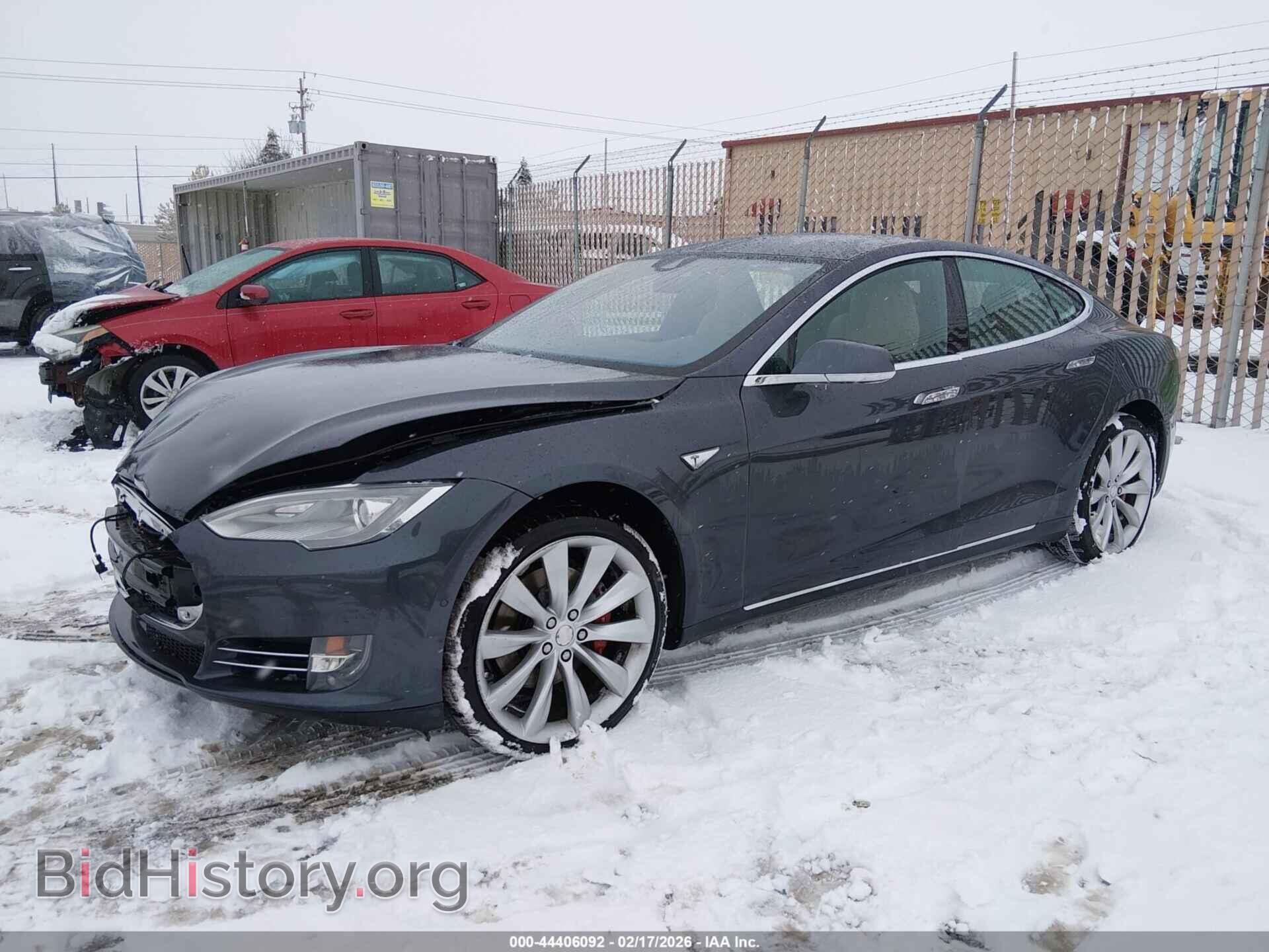 2015 TESLA MODEL S - VIN: 5YJSA1E26FF112074 - Photo 2