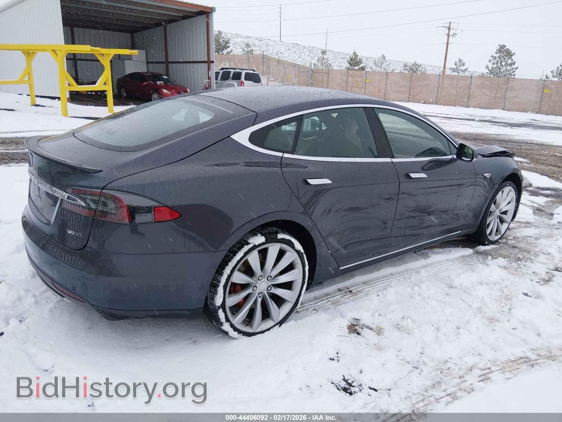 2015 TESLA MODEL S - VIN: 5YJSA1E26FF112074 - Photo 4