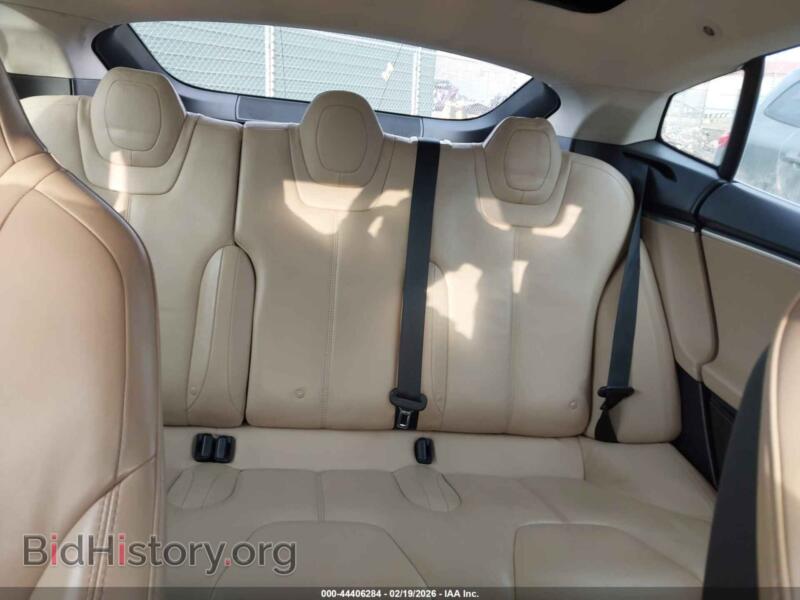 2013 Tesla MODEL S (VIN 5YJSA1DN3DFP26606) — photo 8 of 18