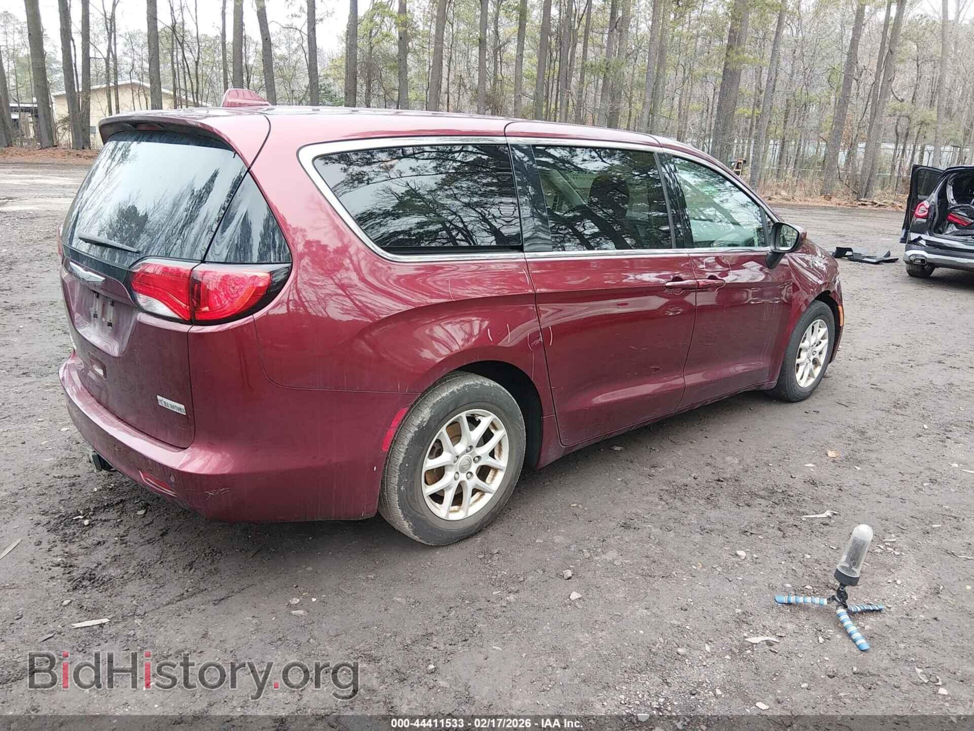 2017 CHRYSLER PACIFICA - VIN: 2C4RC1CGXHR515649 - Фото 4