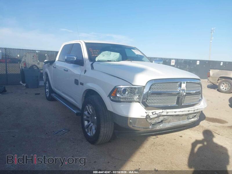 2017 RAM 1500 Longhorn 4X4 5'7 Box (VIN 1C6RR7PT2HS565265) — фото 1 из 16, IAAI, повреждение: передняя часть