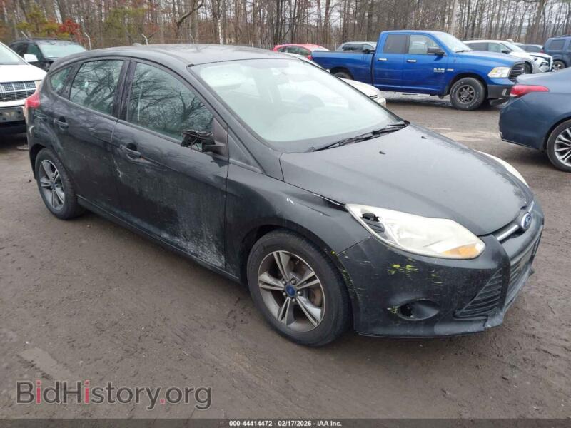 2014 Ford FOCUS SE (VIN 1FADP3K28EL424566) — фото 1 из 11, IAAI, повреждение: правый бок