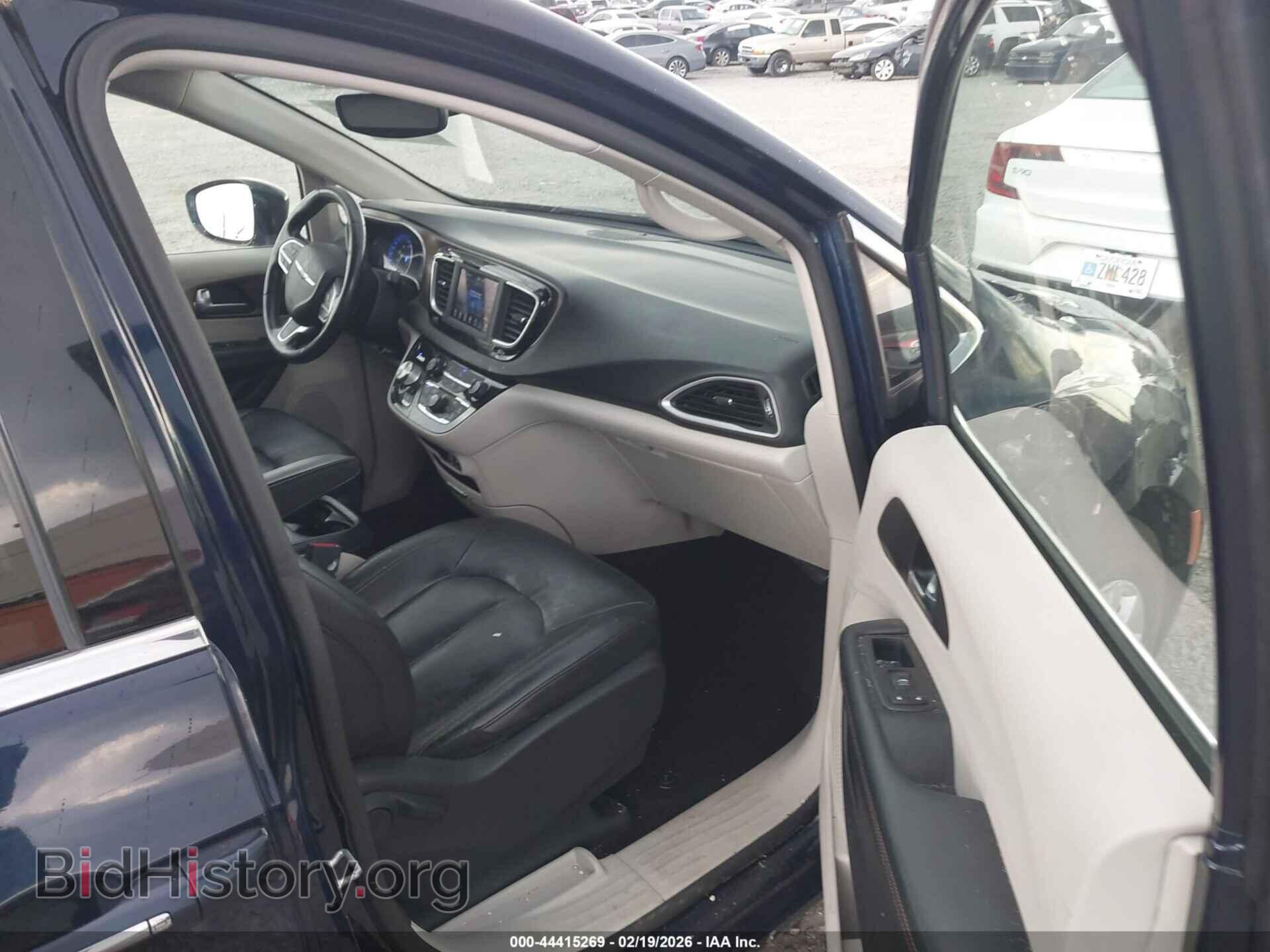 2019 CHRYSLER PACIFICA - VIN: 2C4RC1BG1KR561069 - Photo 5