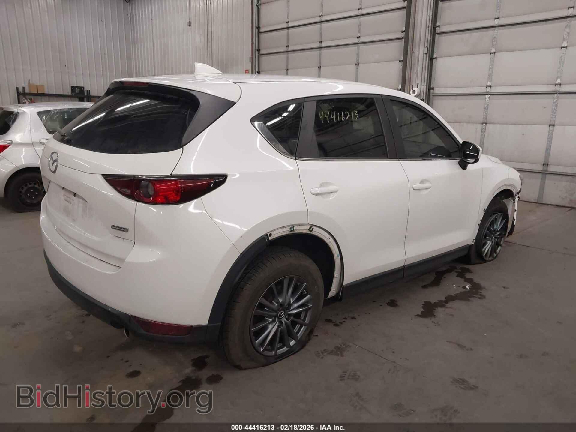 2017 MAZDA CX-5 - VIN: JM3KFBBLXH0143261 - Фото 4