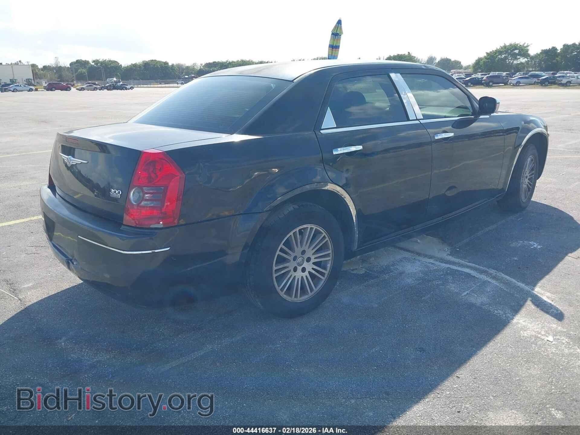 2010 CHRYSLER 300 - VIN: 2C3CA4CD4AH164093 - Фото 4