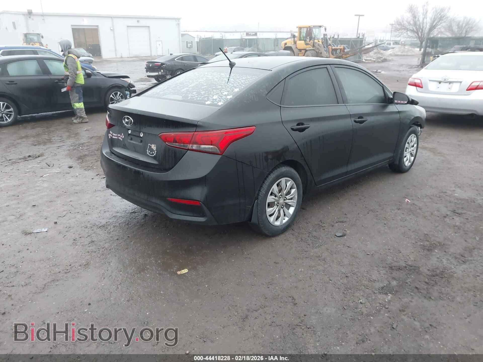 2018 HYUNDAI ACCENT - VIN: 3KPC24A30JE021267 - Фото 4