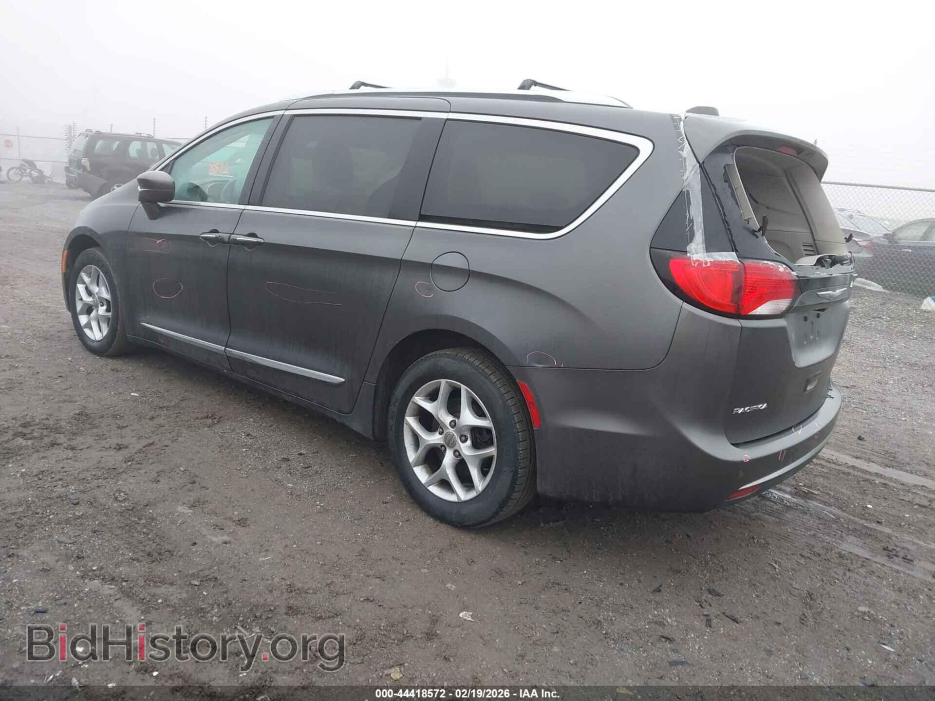 2017 CHRYSLER PACIFICA - VIN: 2C4RC1EGXHR736052 - Photo 3