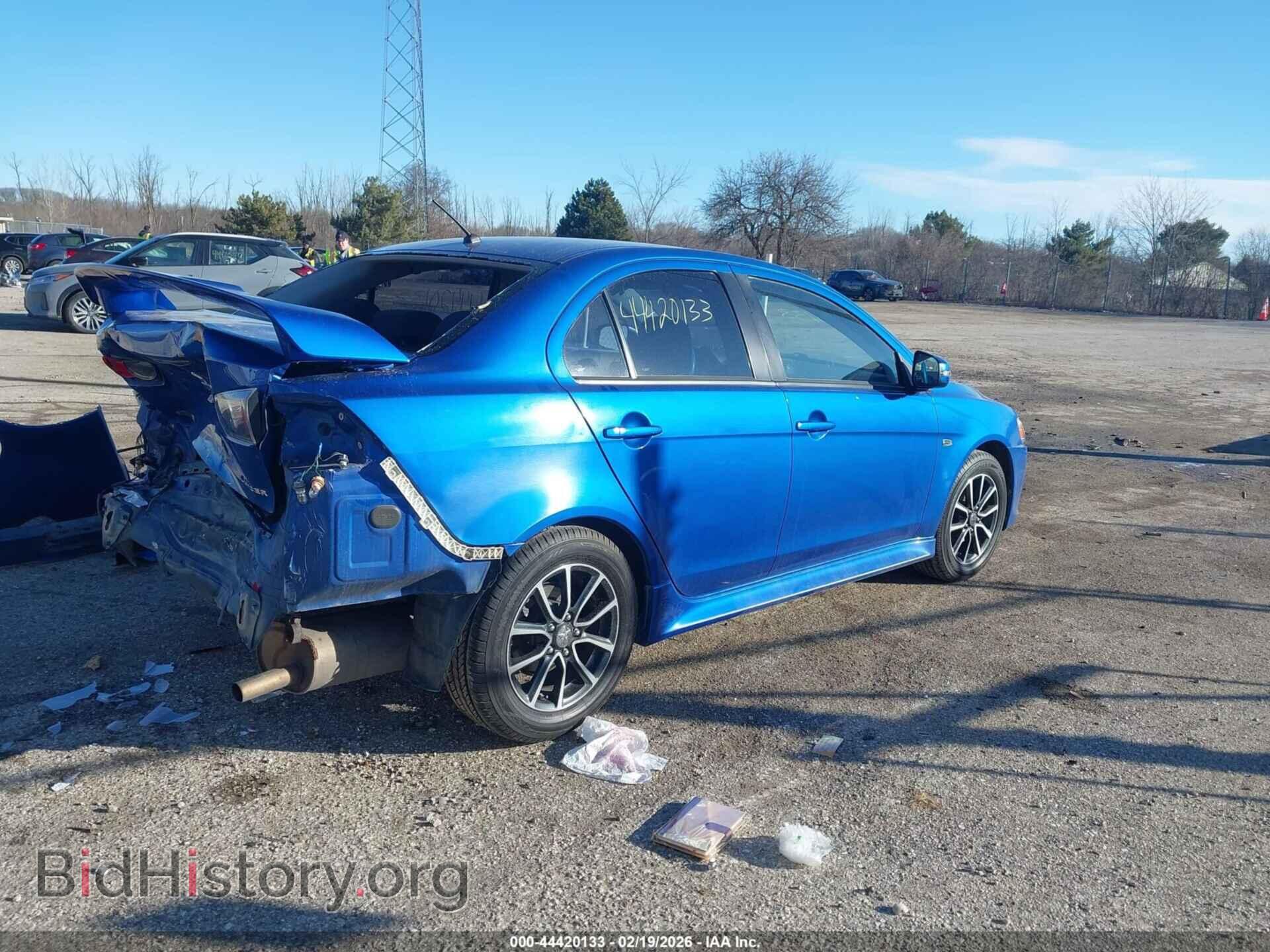 2017 MITSUBISHI LANCER - VIN: JA32U2FU5HU007290 - Фото 4