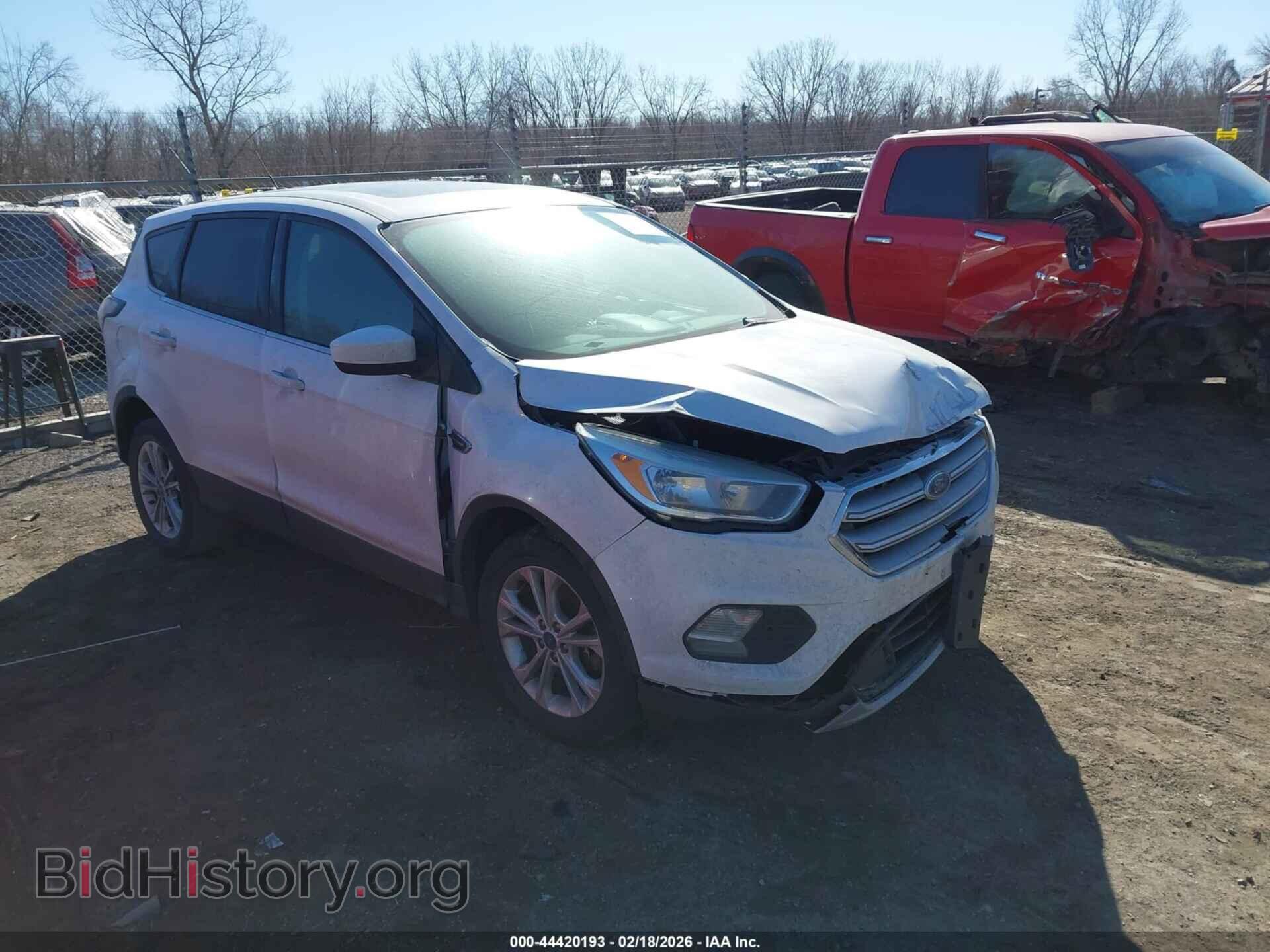 Photo 1FMCU9G99HUB04240 - FORD ESCAPE 2017