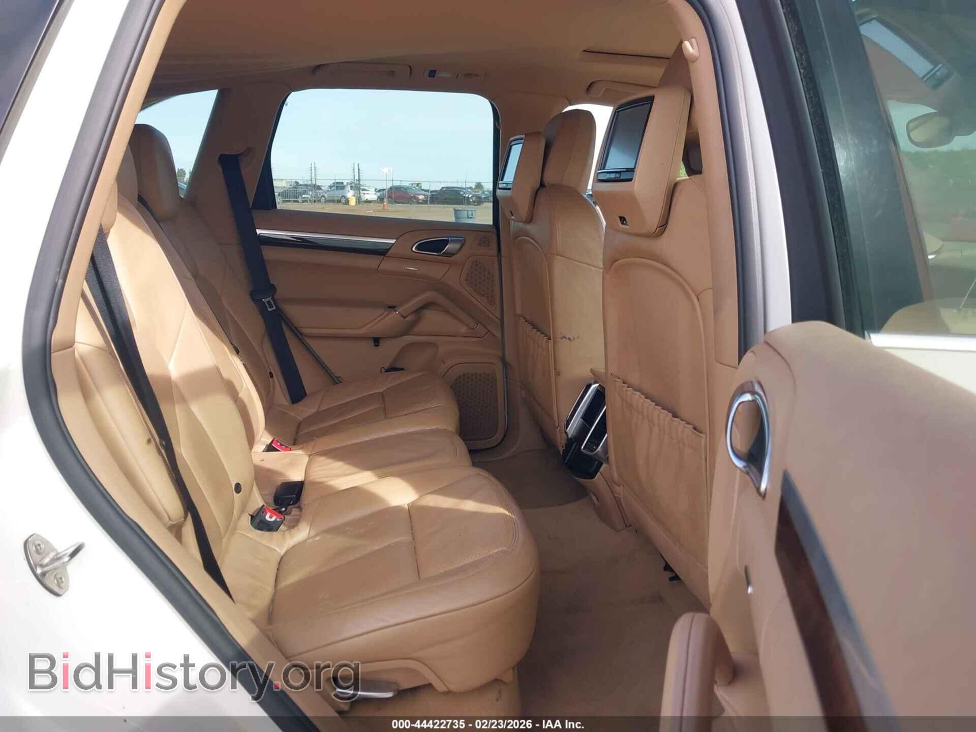 2011 PORSCHE CAYENNE - VIN: WP1AA2A21BLA05804 - Фото 8