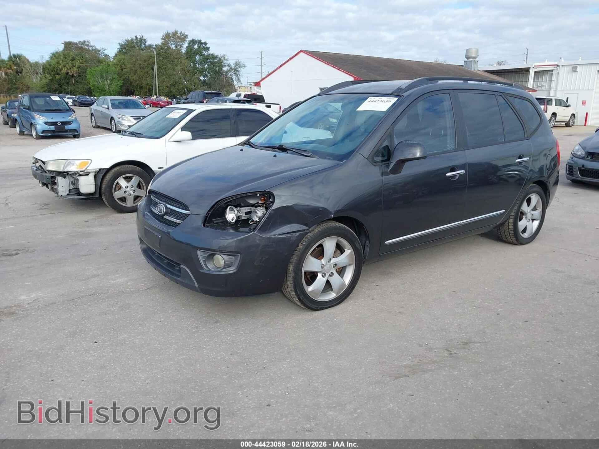 2007 KIA RONDO - VIN: KNAFG526677065910 - Фото 2