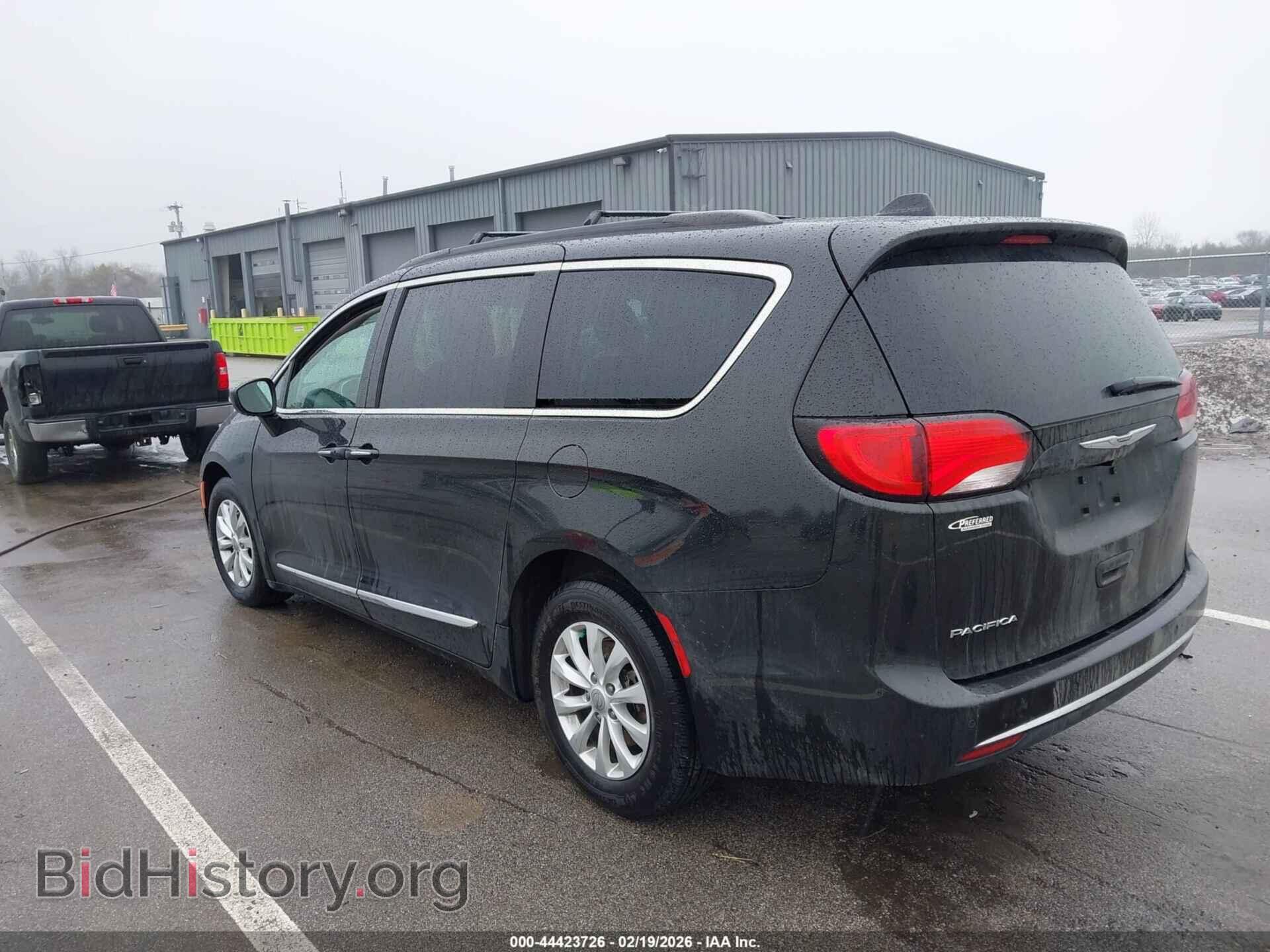2017 CHRYSLER PACIFICA - VIN: 2C4RC1BG0HR576512 - Фото 3