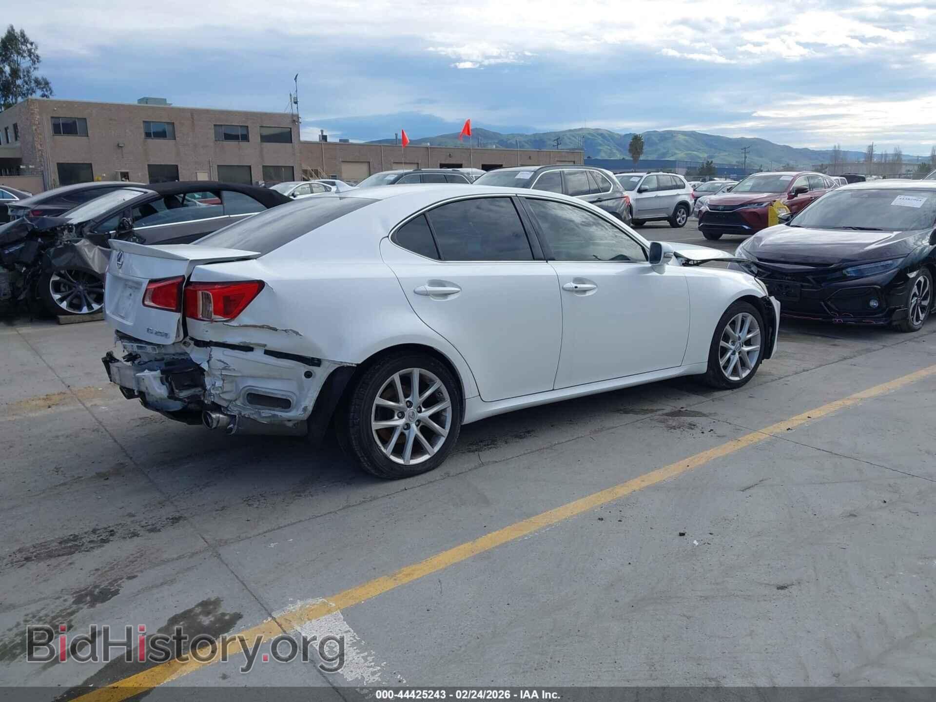2013 LEXUS IS 250 - VIN: JTHBF5C20D5191945 - Photo 4
