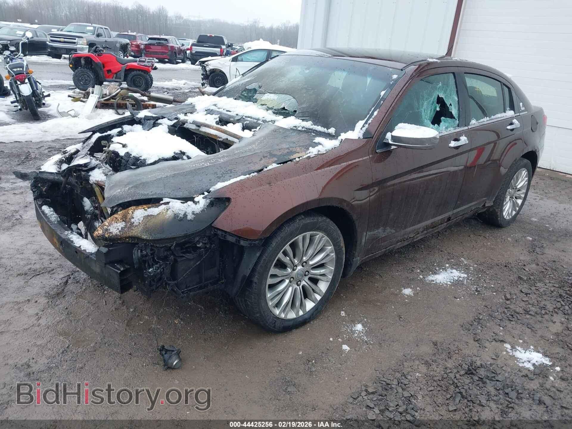 2012 CHRYSLER 200 - VIN: 1C3CCBCB9CN222058 - Фото 2