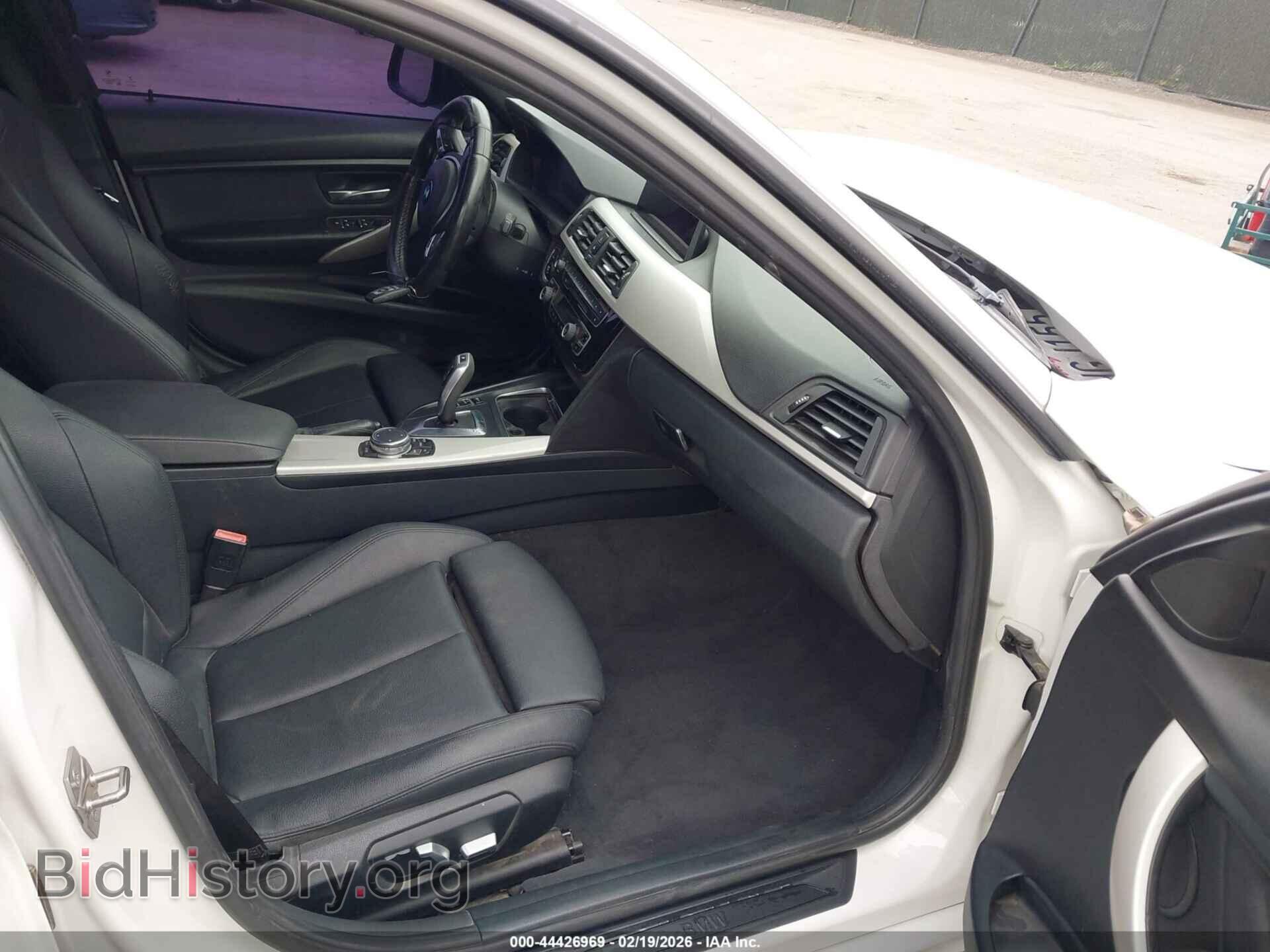 2016 BMW 320I - VIN: WBA8A9C56GK617541 - Фото 5