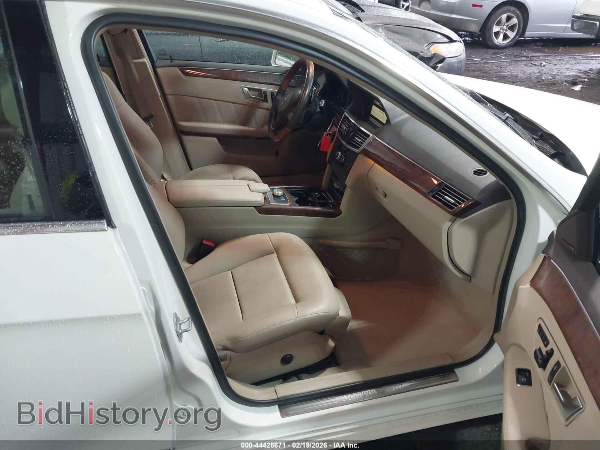 2012 MERCEDES-BENZ E 350 - VIN: WDDHF5KB8CA552041 - Фото 5