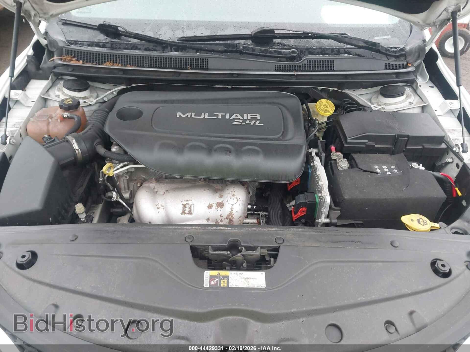 2016 CHRYSLER 200 - VIN: 1C3CCCAB9GN149028 - Фото 10