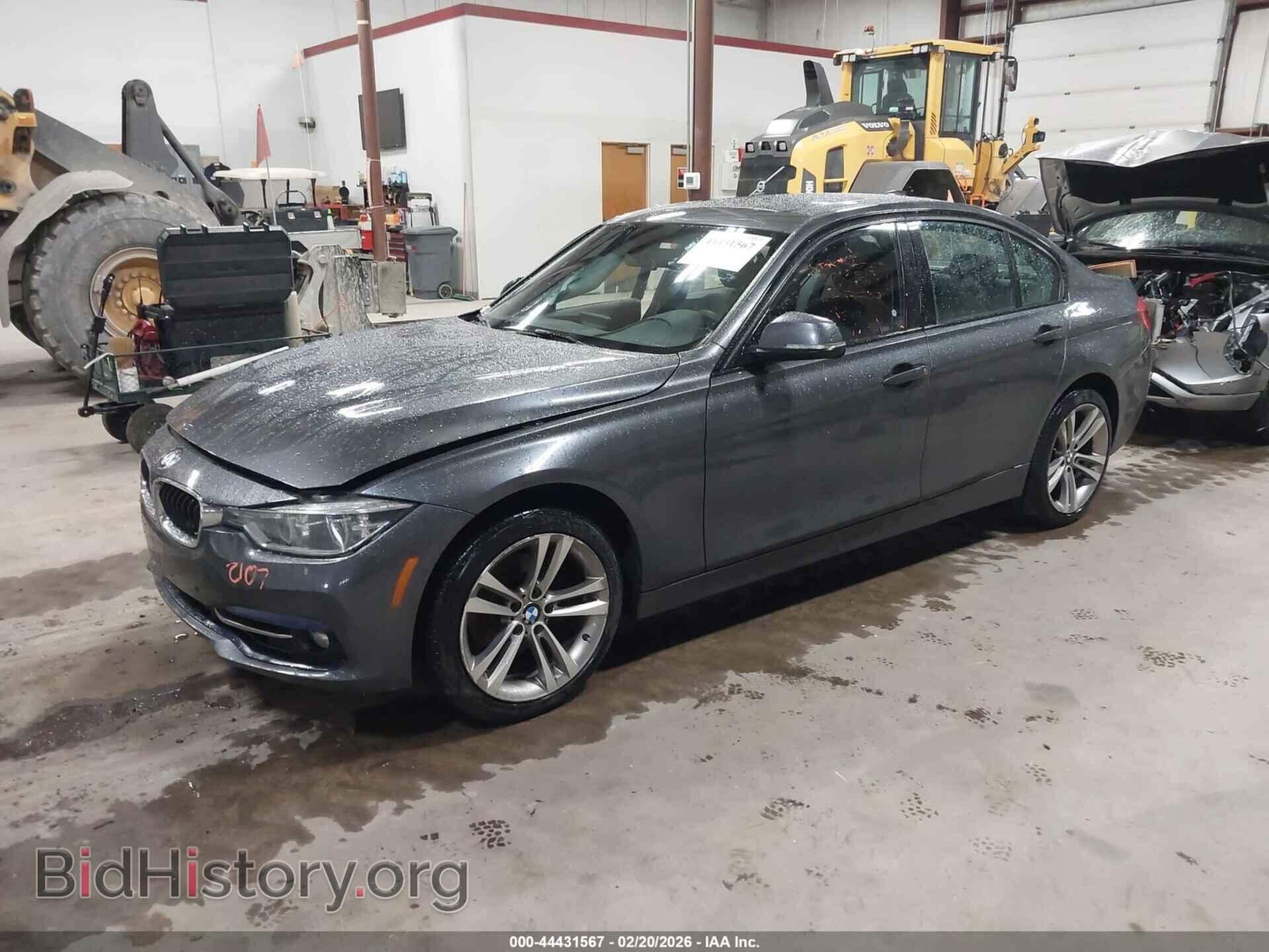 2017 BMW 330I - VIN: WBA8D9C39HA012250 - Фото 2