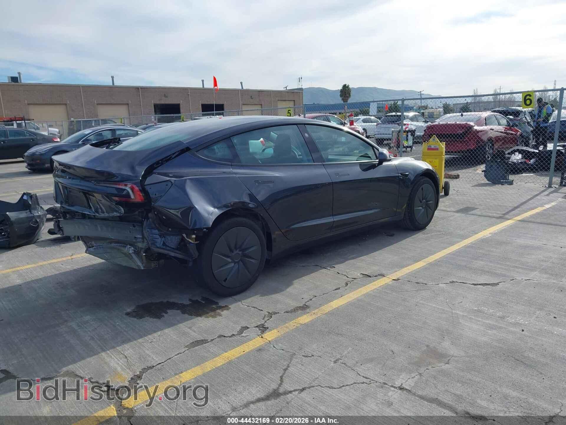 2025 TESLA MODEL 3 - VIN: 5YJ3E1EA2SF131733 - Фото 4