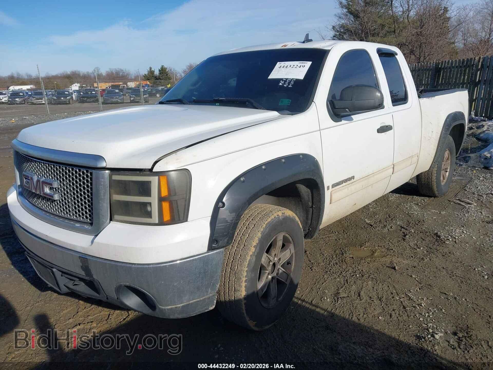 2007 GMC SIERRA 1500 - VIN: 2GTEC19C871614826 - Фото 2