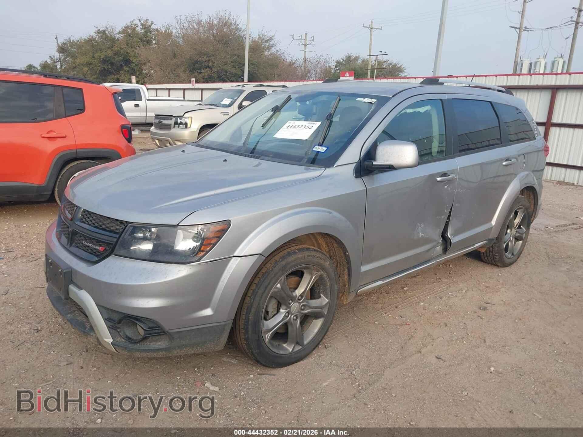 2017 DODGE JOURNEY - VIN: 3C4PDCGGXHT556516 - Фото 2