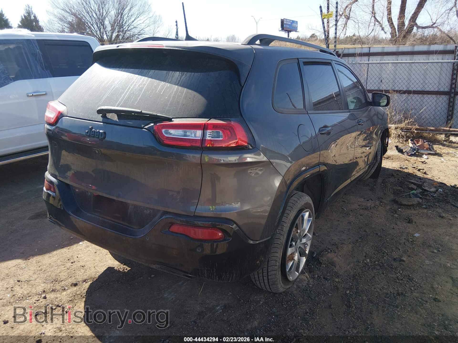 2018 JEEP CHEROKEE - VIN: 1C4PJLCBXJD587828 - Фото 4