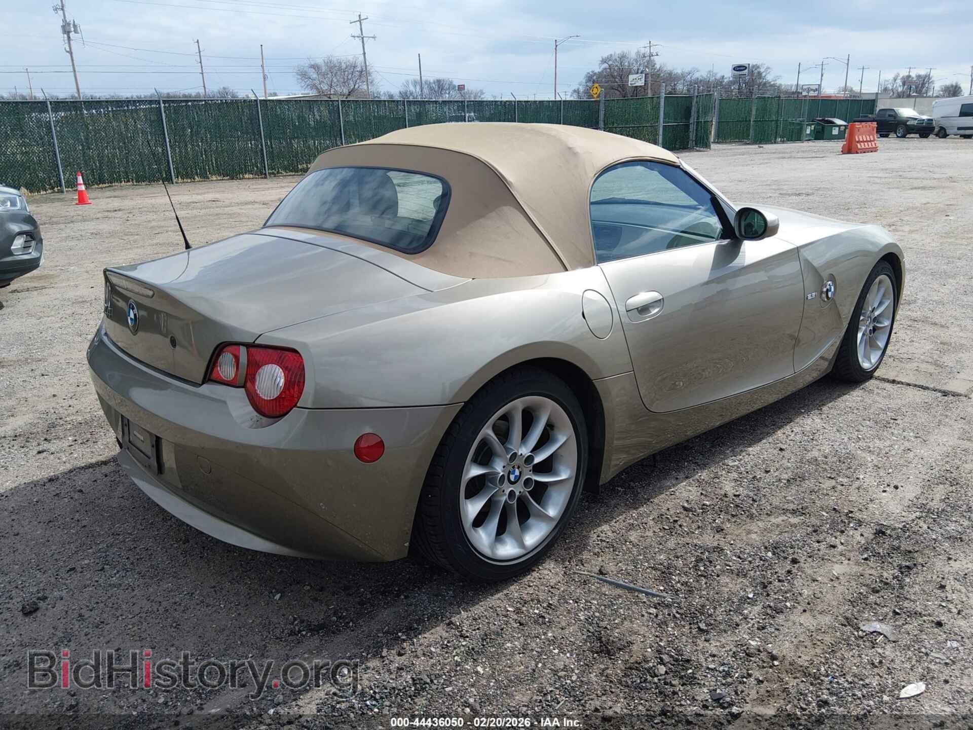 2005 BMW Z4 - VIN: 4USBT33555LS58412 - Фото 4