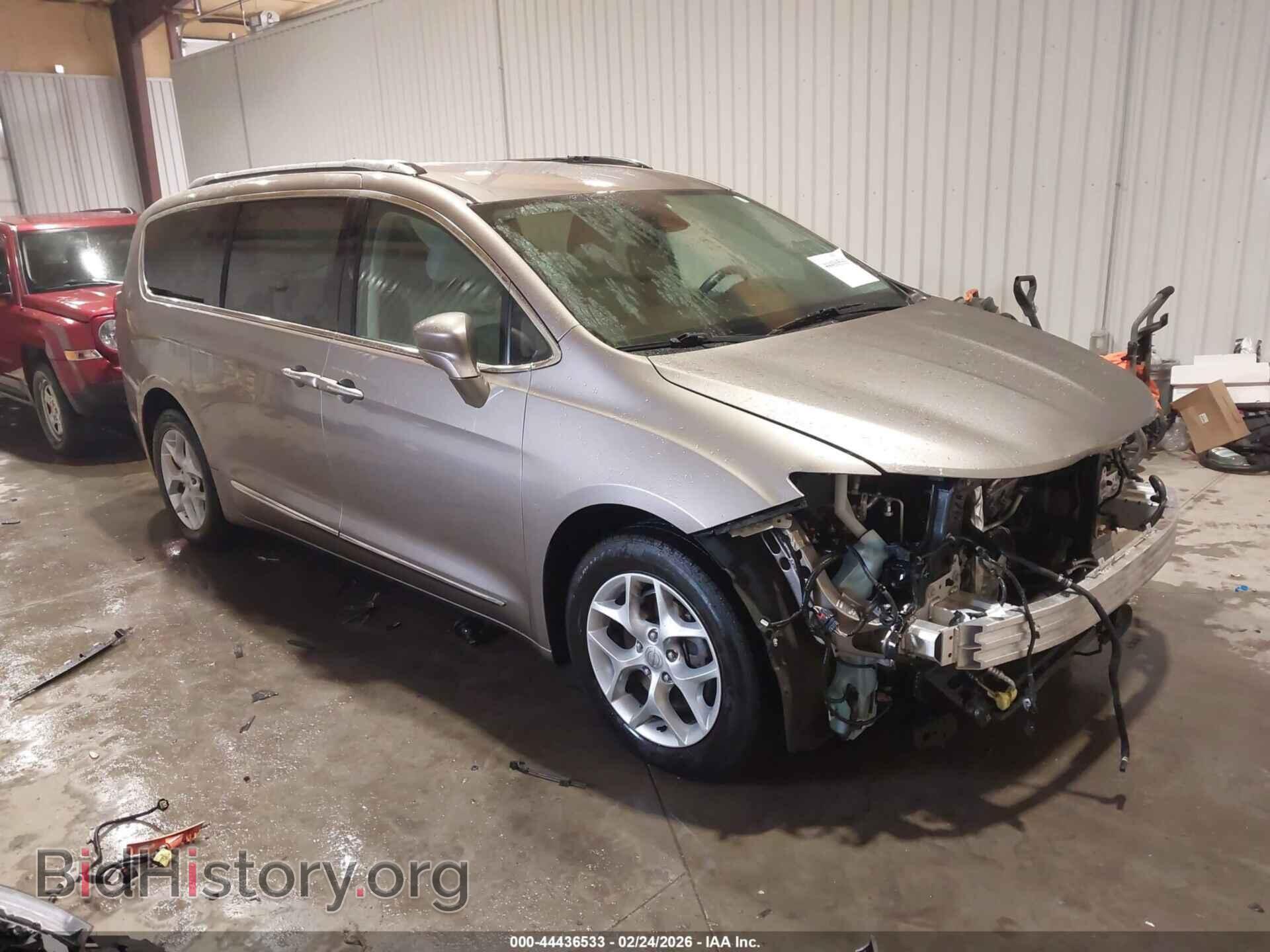 Фотография 2C4RC1EG6HR614272 - CHRYSLER PACIFICA 2017