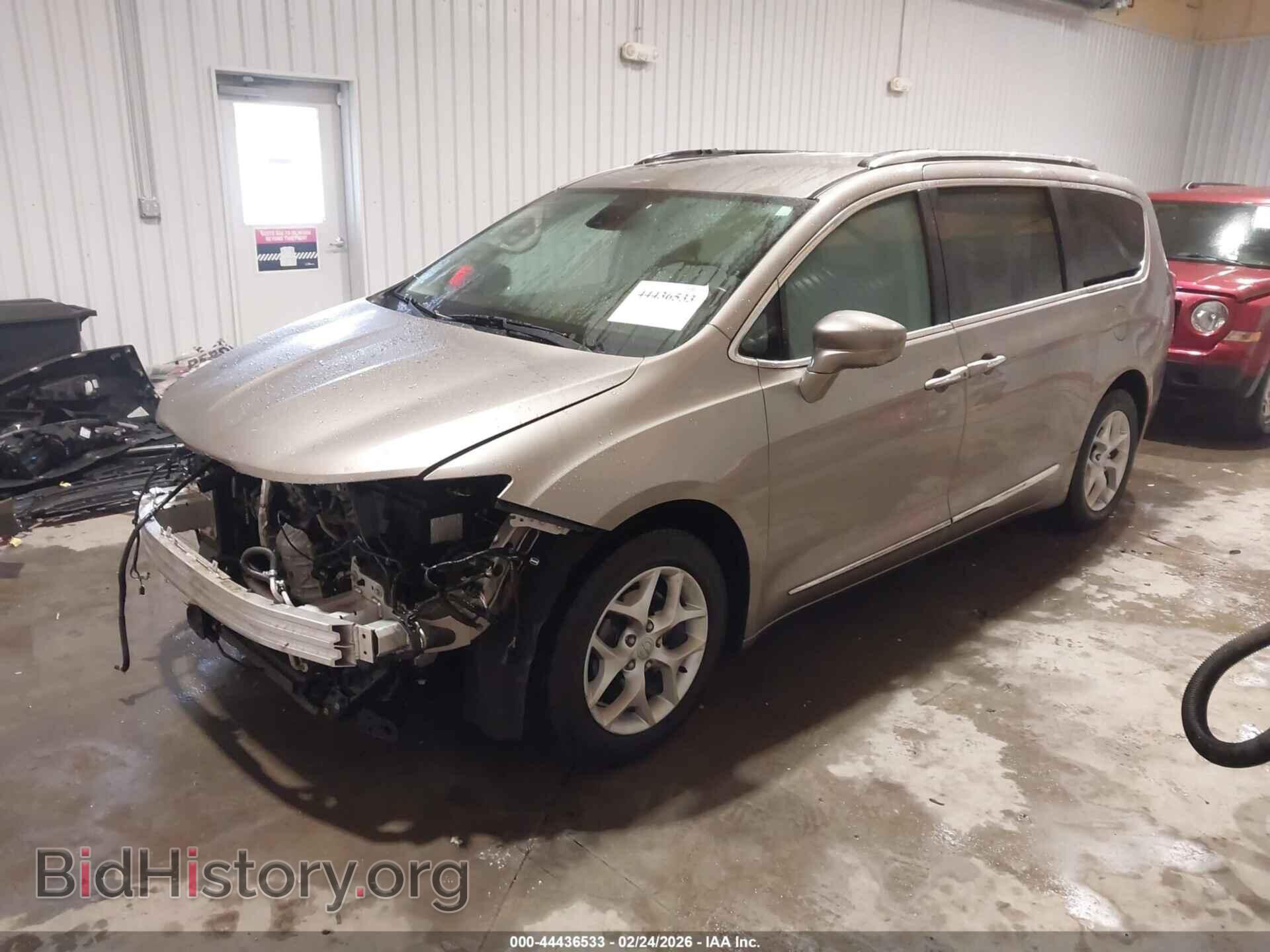 2017 CHRYSLER PACIFICA - VIN: 2C4RC1EG6HR614272 - Фото 2