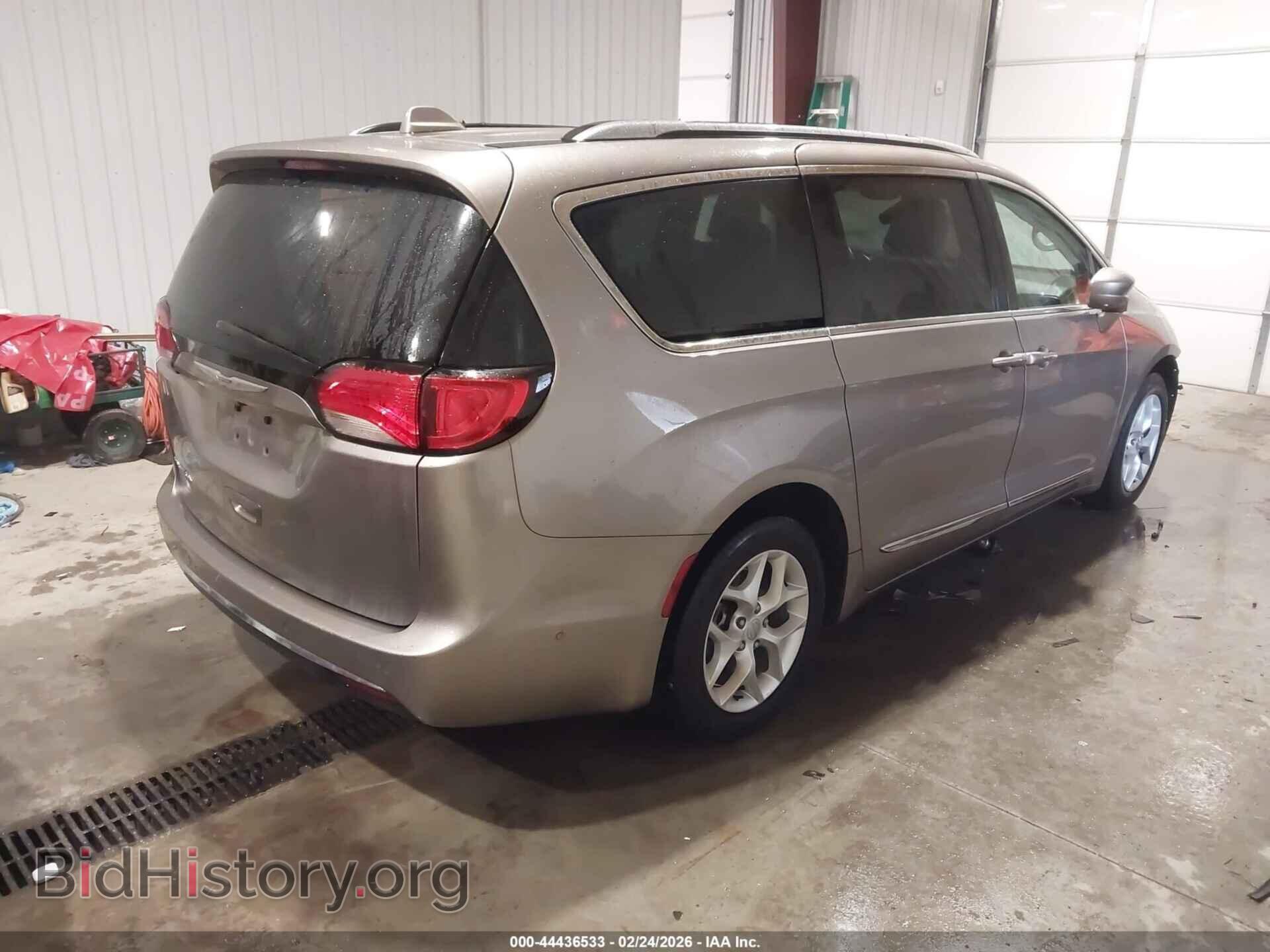 2017 CHRYSLER PACIFICA - VIN: 2C4RC1EG6HR614272 - Фото 4