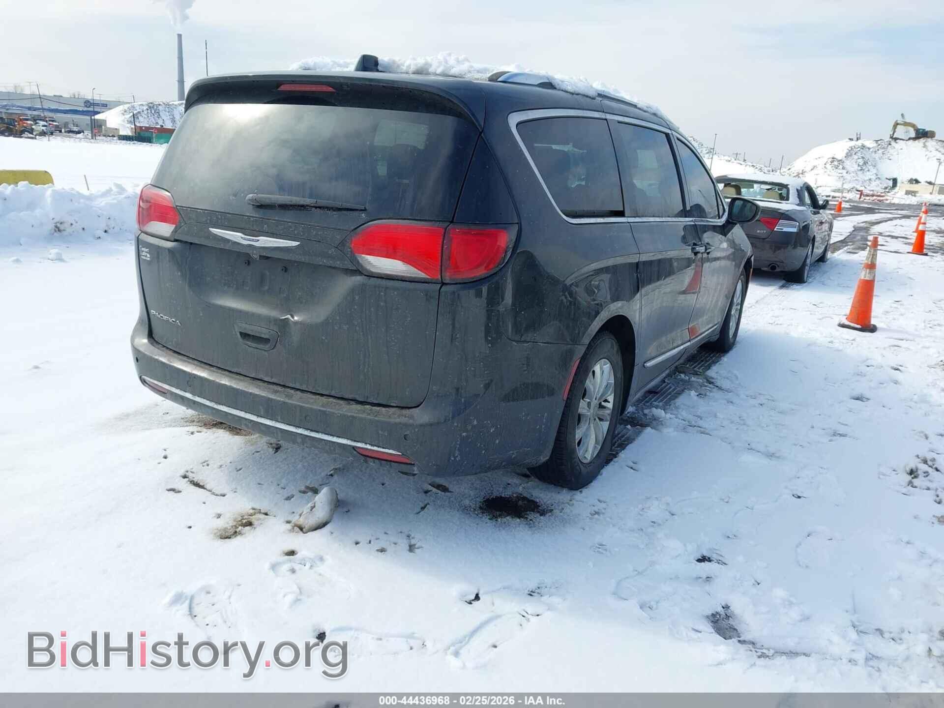 2018 CHRYSLER PACIFICA - VIN: 2C4RC1BG4JR317995 - Фото 4