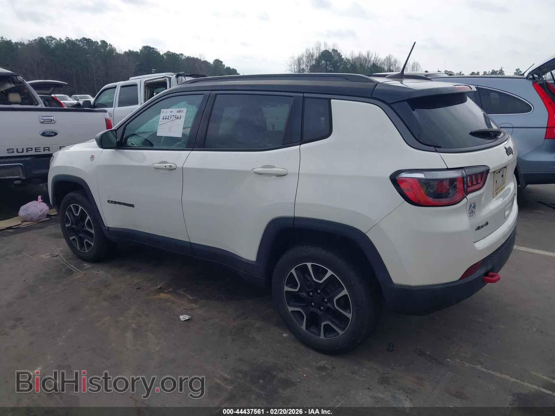 2019 JEEP COMPASS - VIN: 3C4NJDDB8KT795827 - Фото 3