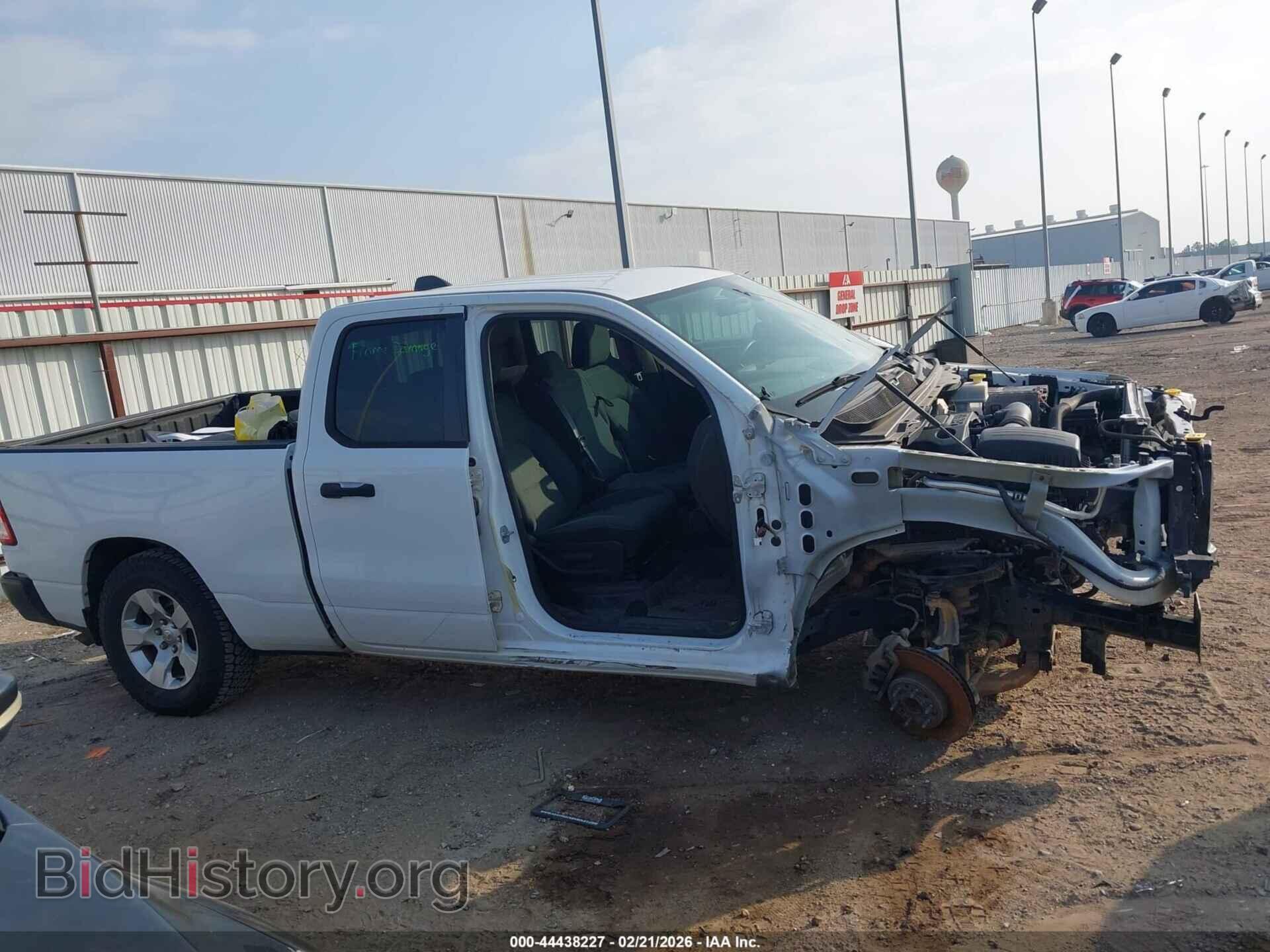 2019 RAM 1500 - VIN: 1C6RRECT4KN526838 - Фото 13