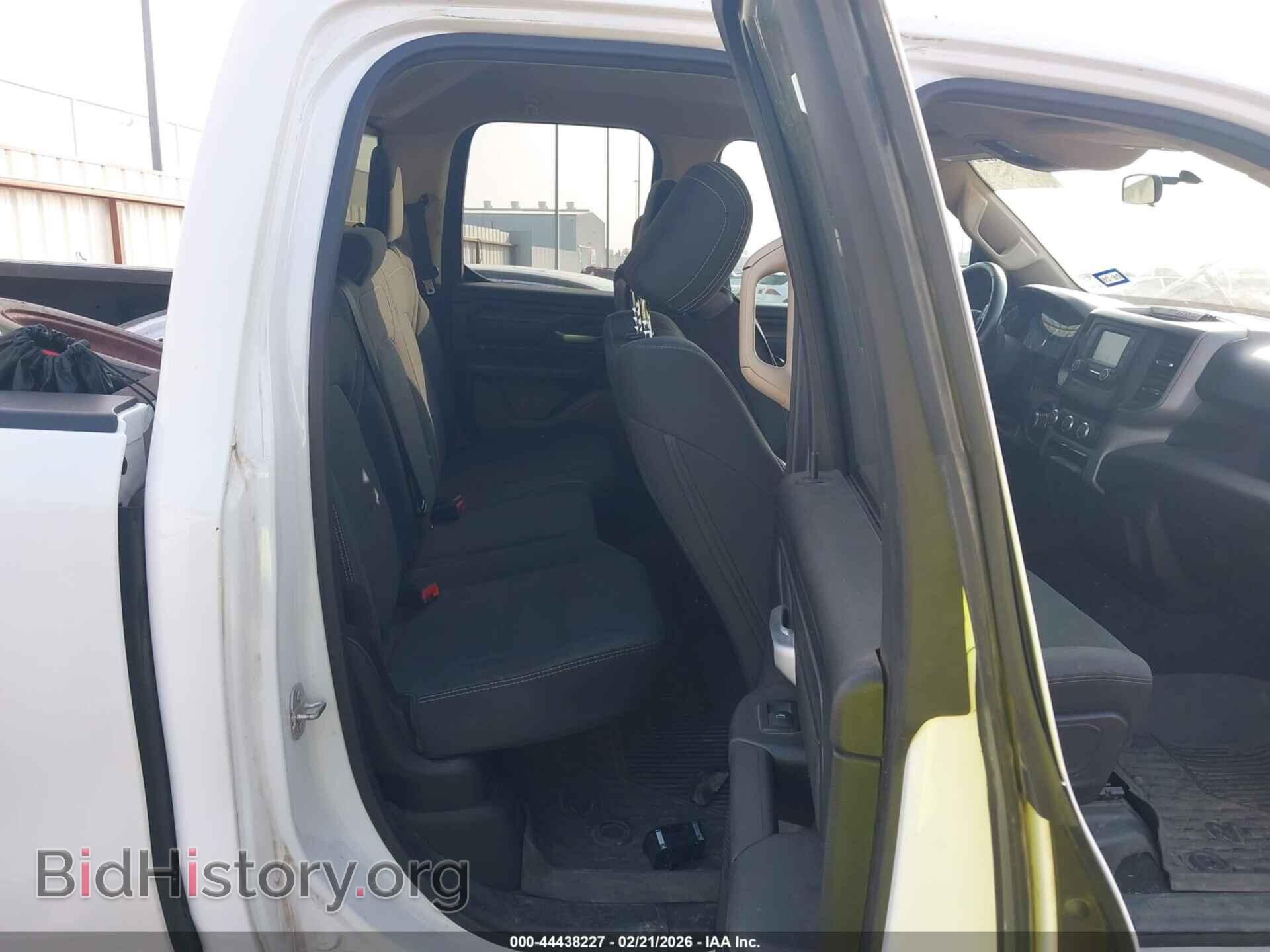 2019 RAM 1500 - VIN: 1C6RRECT4KN526838 - Фото 8
