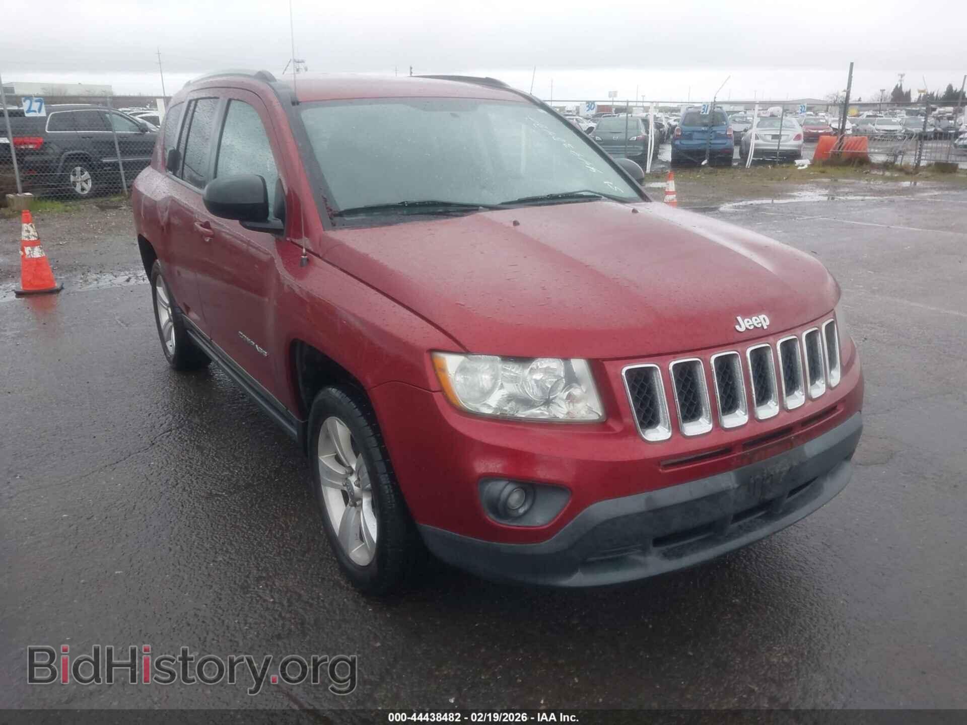 Photo 1J4NT1FB2BD176596 - JEEP COMPASS 2011