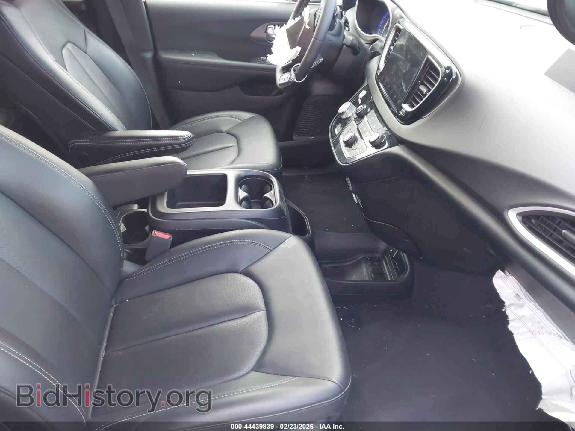 2025 CHRYSLER PACIFICA - VIN: 2C4RC1BG3SR562272 - Photo 5