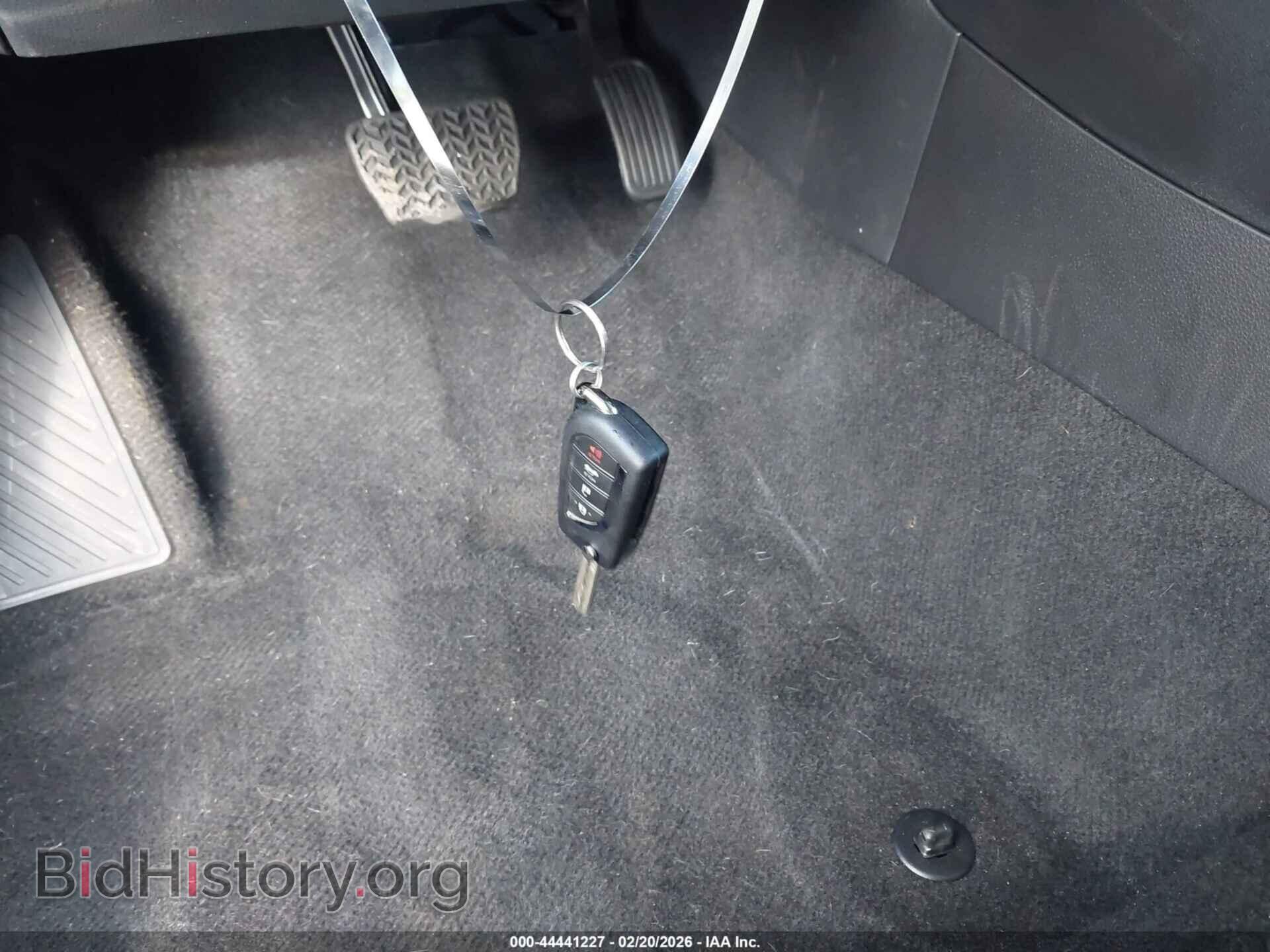 2026 TOYOTA COROLLA - VIN: 5YFB4MDE7TP385254 - Фото 11