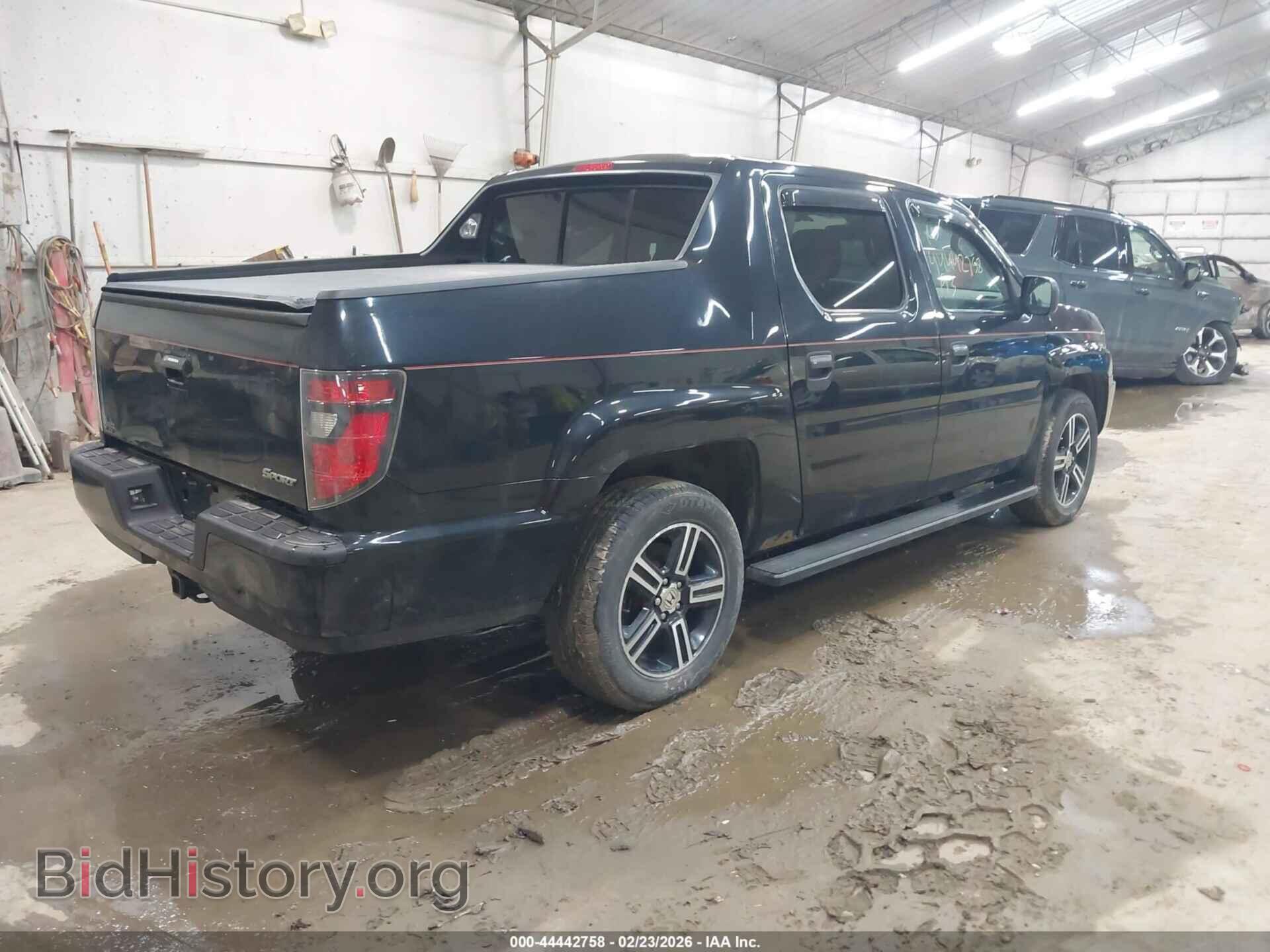 2013 HONDA RIDGELINE - VIN: 5FPYK1F79DB012413 - Фото 4