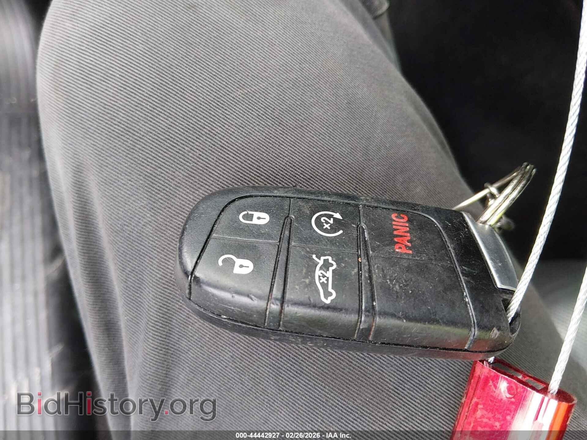 2016 DODGE CHALLENGER - VIN: 2C3CDZAG2GH264235 - Фото 11
