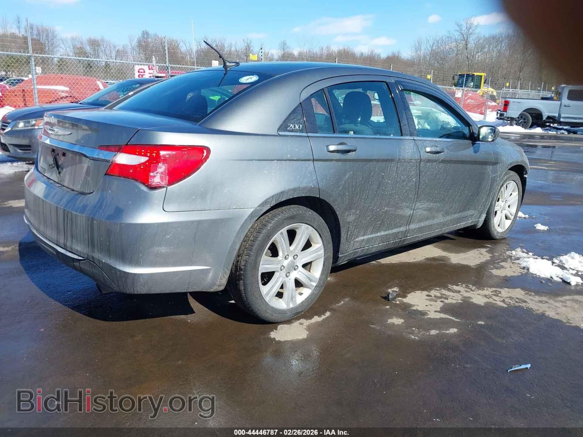 2013 CHRYSLER 200 - VIN: 1C3CCBBB2DN597566 - Фото 4
