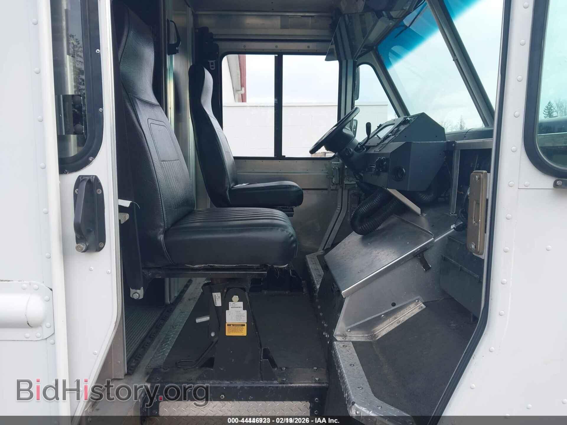 2016 FORD E-350 STRIPPED - VIN: 1FC3E3KL2GDC12747 - Photo 5
