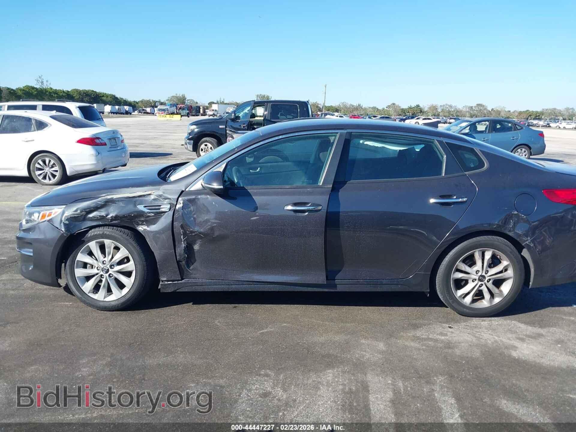 2017 KIA OPTIMA - VIN: 5XXGT4L30HG123794 - Фото 6
