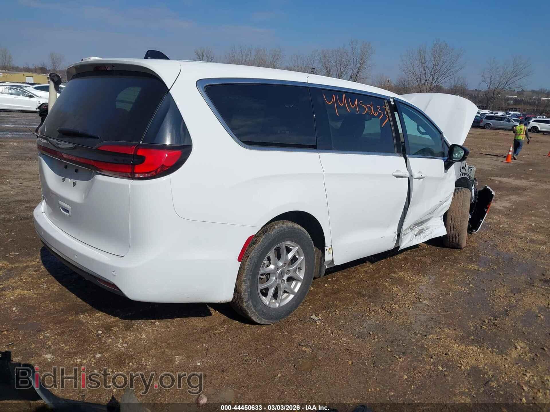 2024 CHRYSLER PACIFICA - VIN: 2C4RC1FG1RR159153 - Фото 4