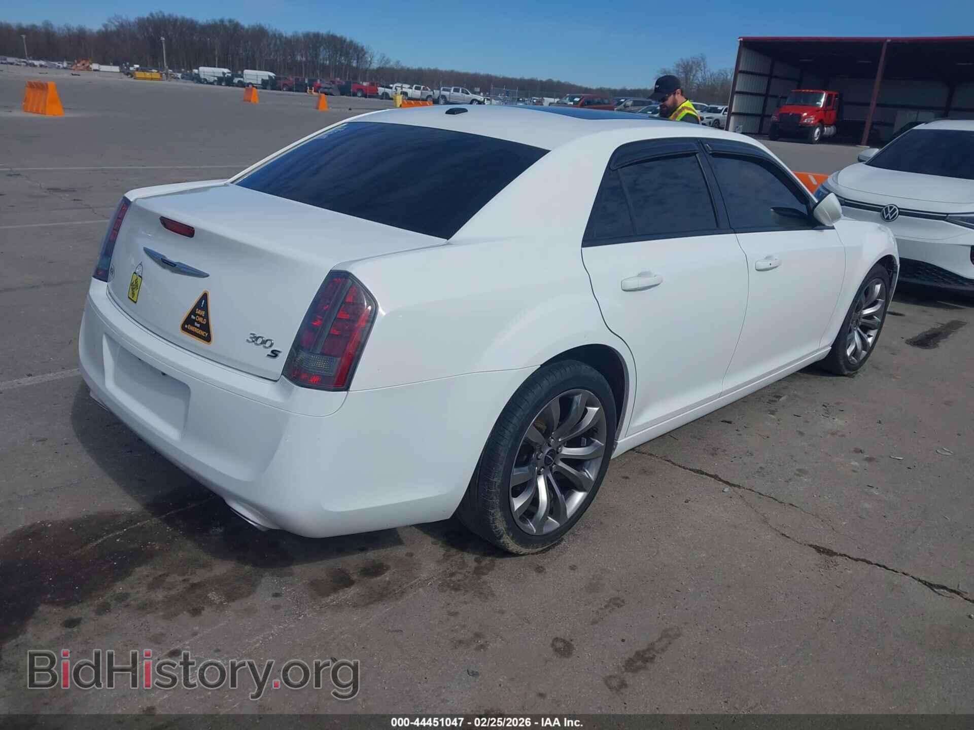 2014 CHRYSLER 300 - VIN: 2C3CCABG6EH222120 - Фото 4