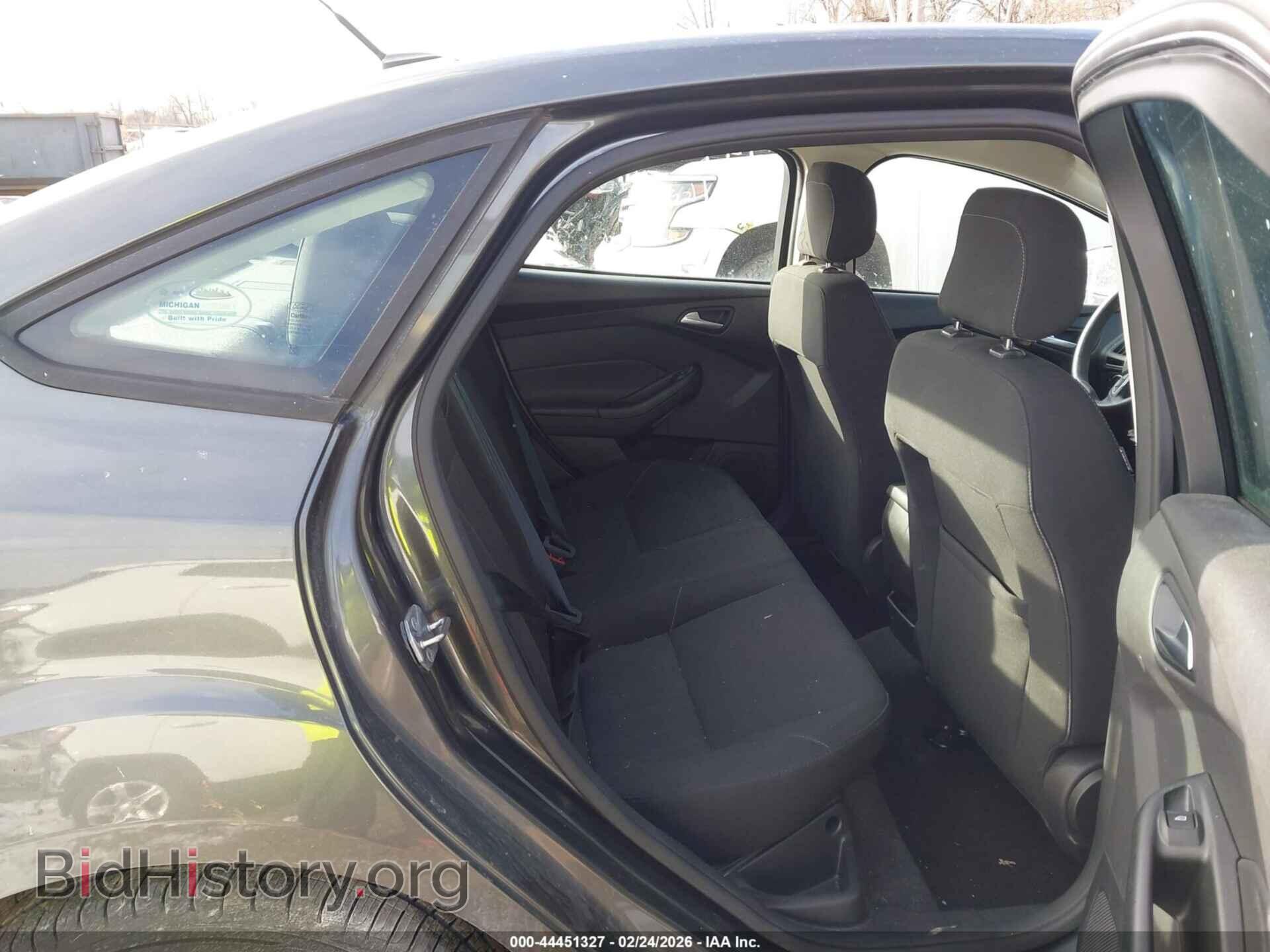 2018 FORD FOCUS - VIN: 1FADP3F2XJL301940 - Фото 8