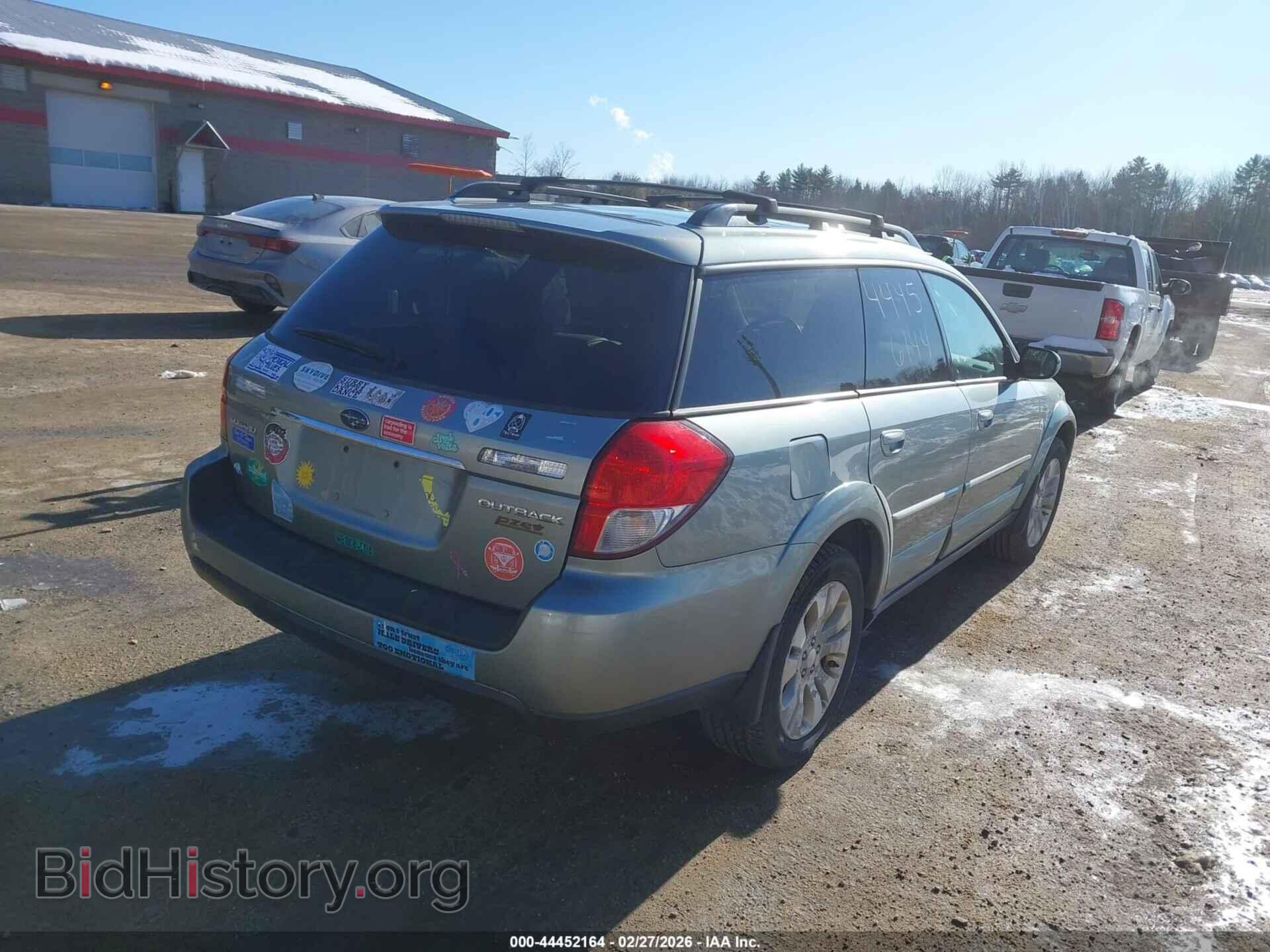 2013 ISUZU NPR - VIN: 54DB4W1C8DS803203 - Photo 4