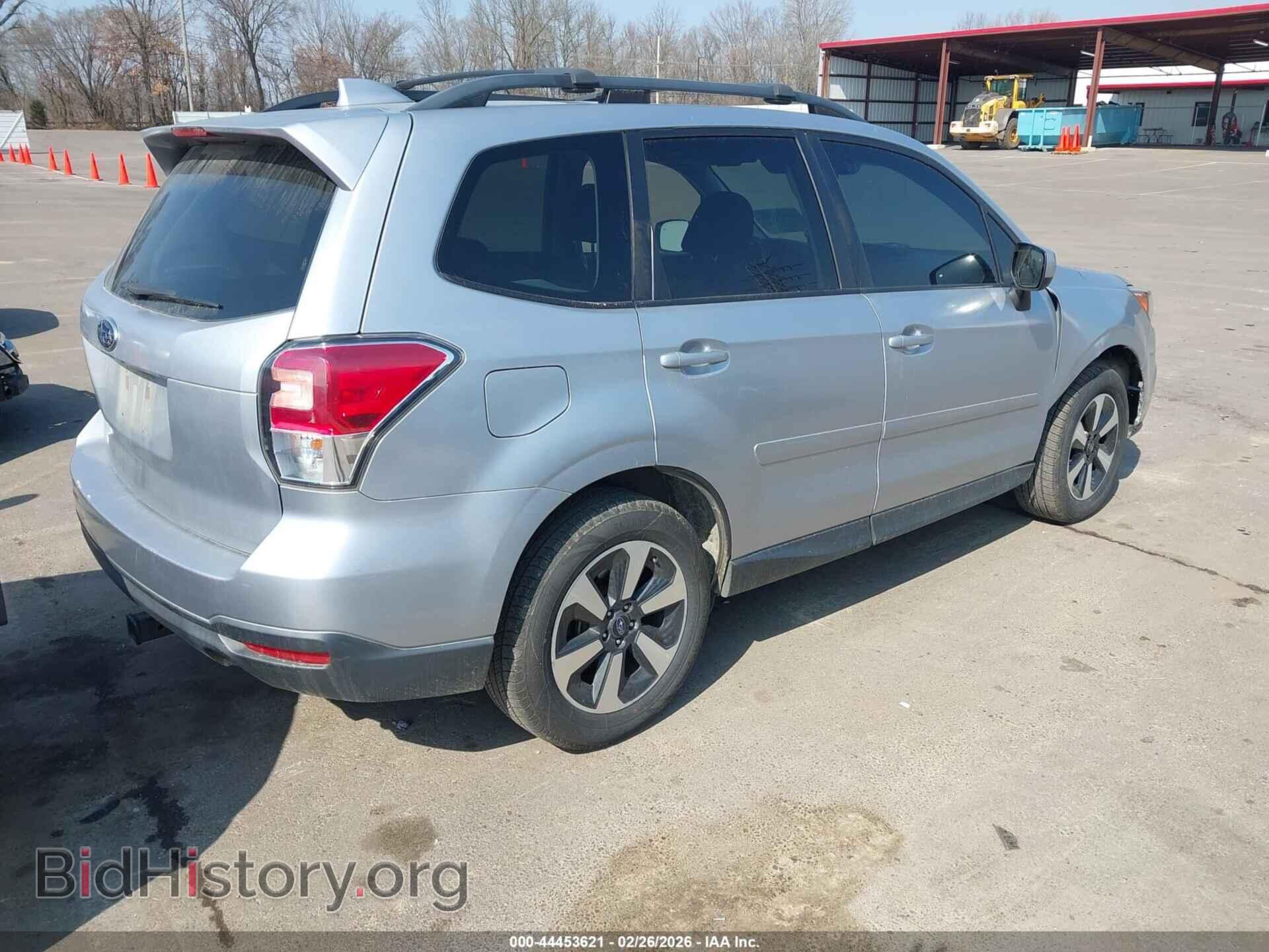 2017 SUBARU FORESTER - VIN: JF2SJAGC8HH527097 - Фото 4